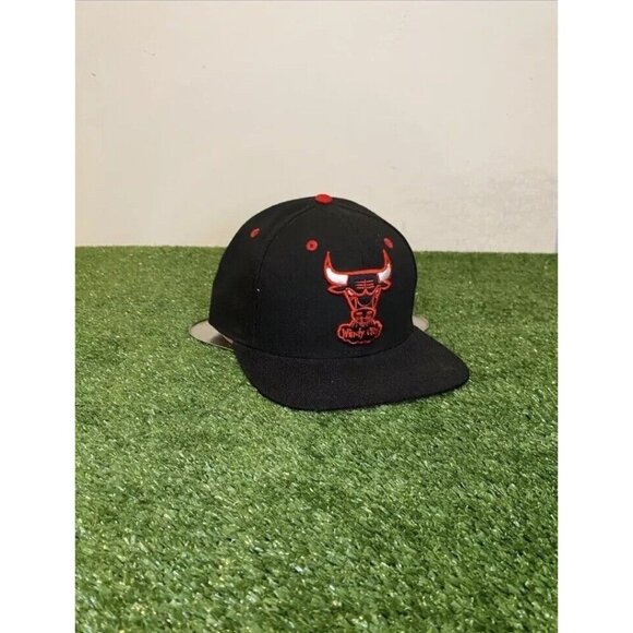 Chicago Bulls hat cap snap back black red New Era 9Fifty aztec basketball mens - Picture 3 of 12